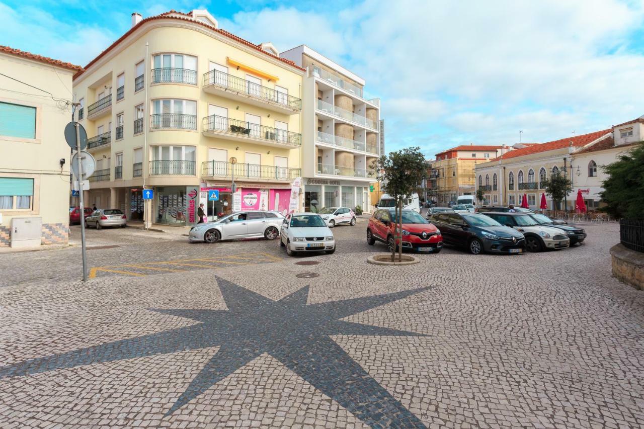 Apartamento Praia São Martinho do Porto Buitenkant foto